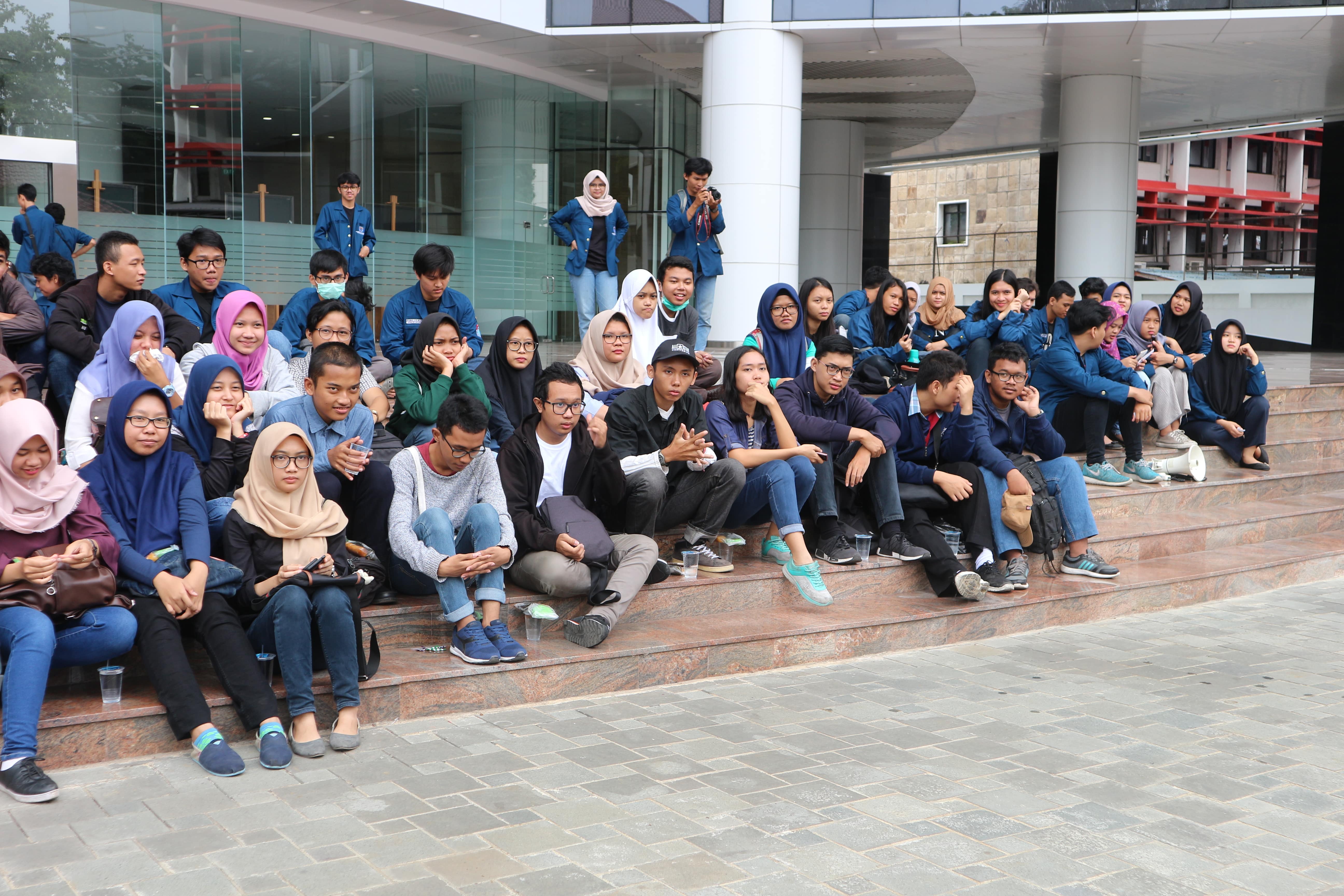 Meet and Greet”GGWP(Get Gathering With People)”