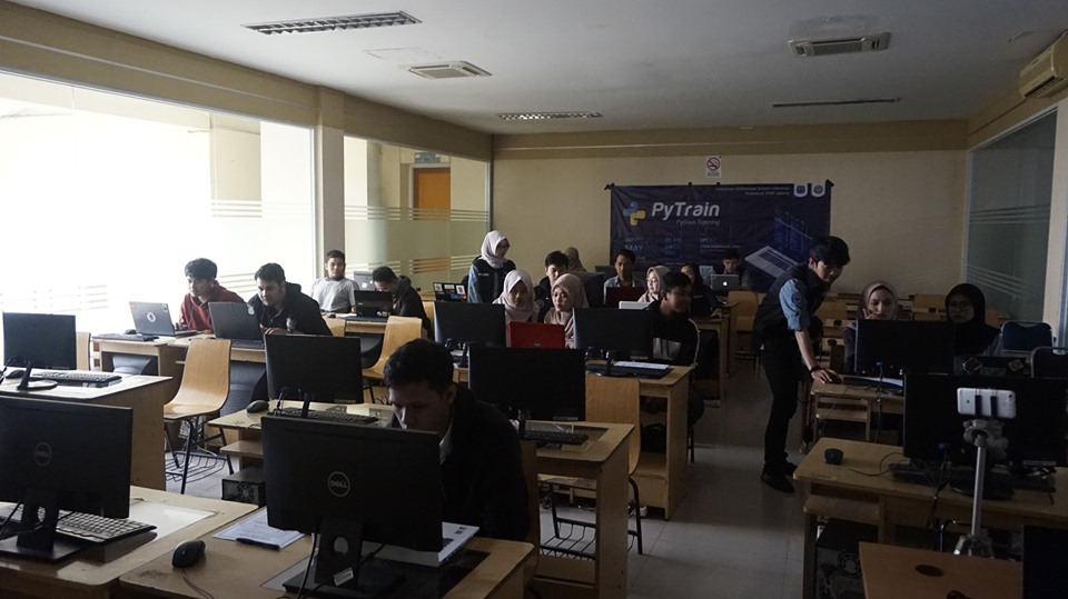 Pelatihan 2 PyTrain