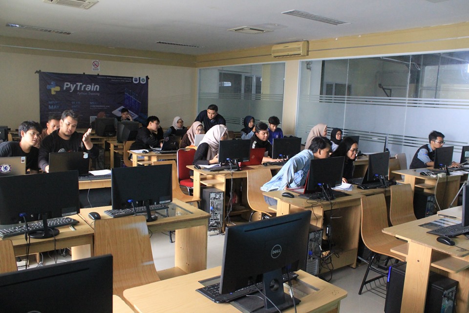 Pelatihan 2 PyTrain