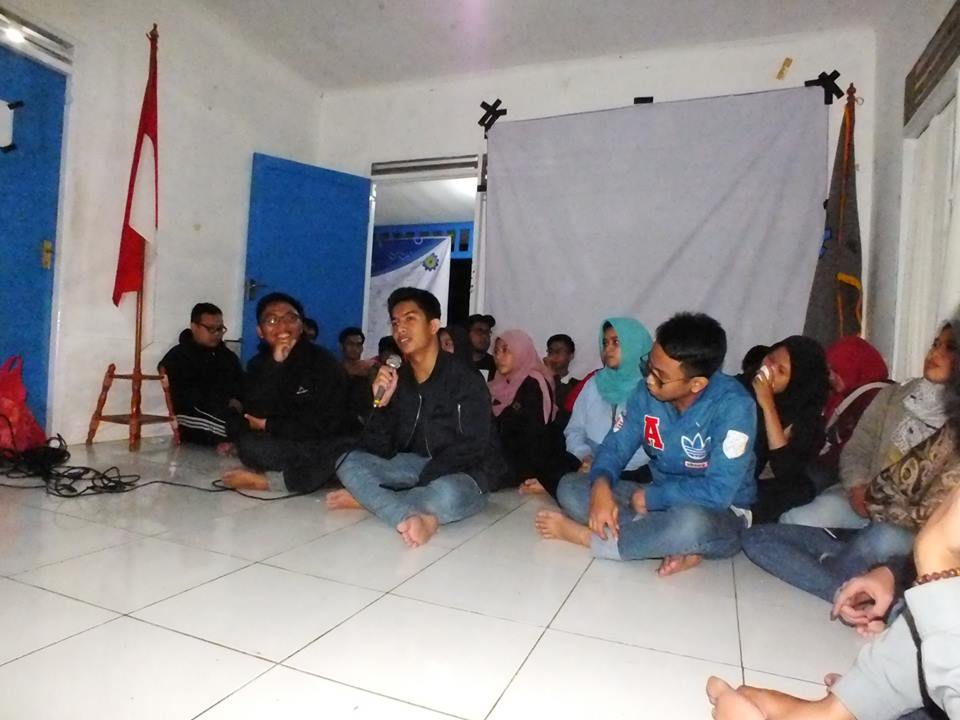 TWITER RELATIVE (REGENERATION , LEARNING, CREATIVE, INNOVATIVE)