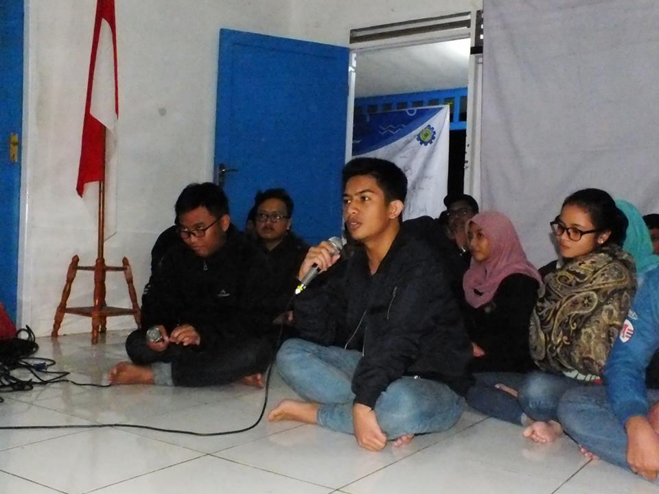 TWITER RELATIVE (REGENERATION , LEARNING, CREATIVE, INNOVATIVE)