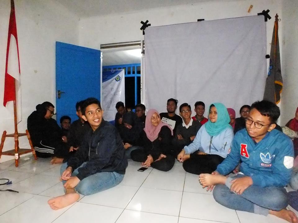 TWITER RELATIVE (REGENERATION , LEARNING, CREATIVE, INNOVATIVE)