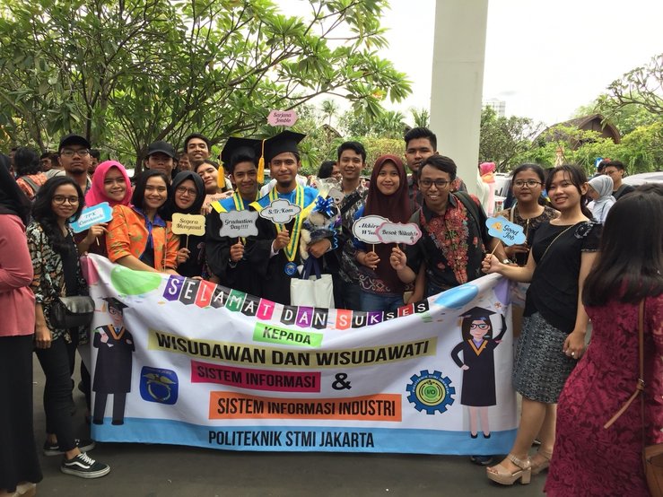 Wisuda